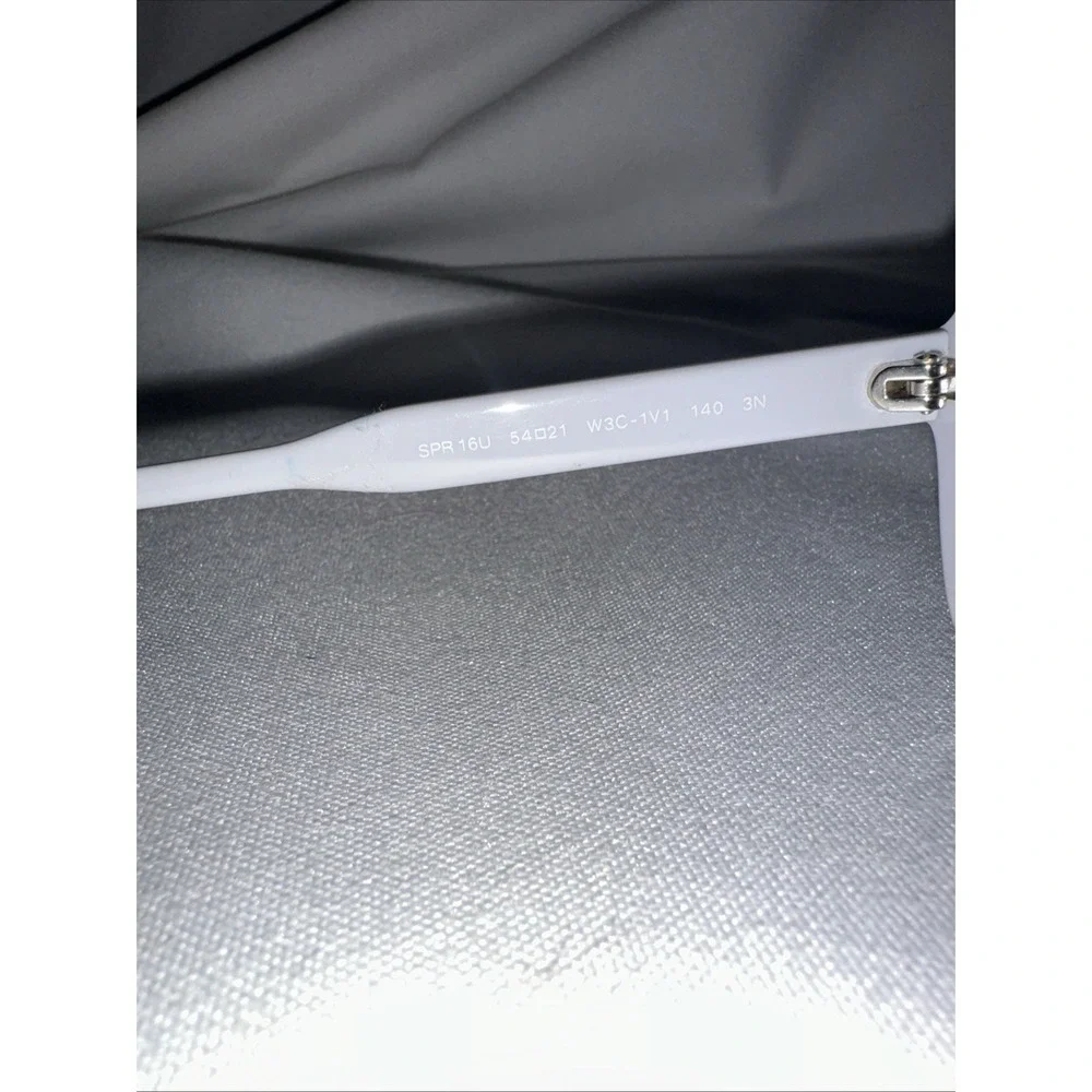 Prada product pair